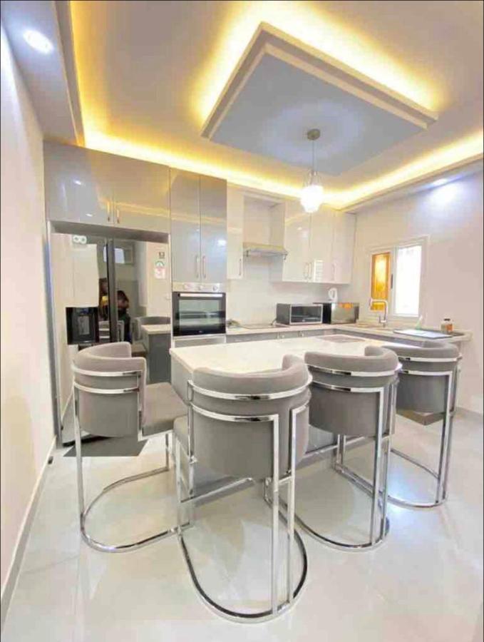 Appartement Luxe Idealement Situe A Dakar Exterior photo