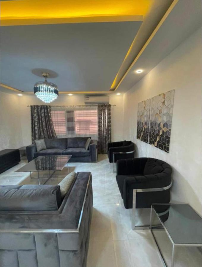 Appartement Luxe Idealement Situe A Dakar Exterior photo