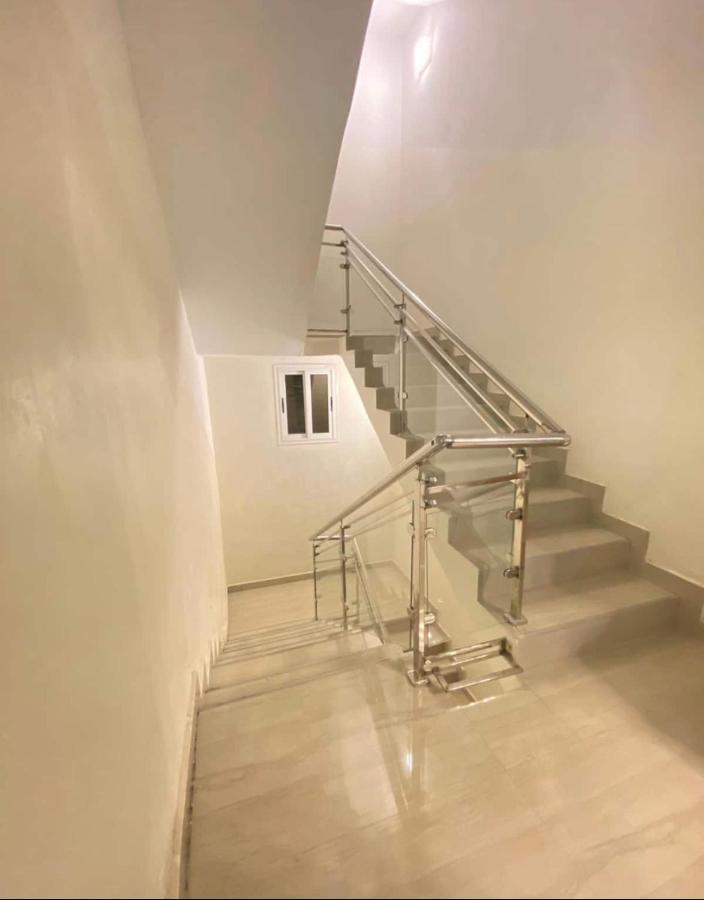 Appartement Luxe Idealement Situe A Dakar Exterior photo