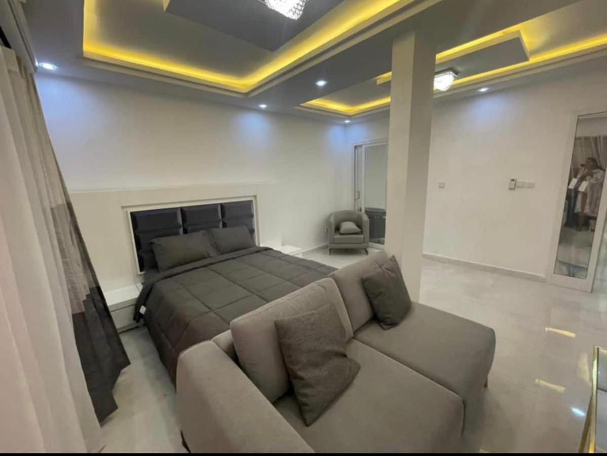 Appartement Luxe Idealement Situe A Dakar Exterior photo